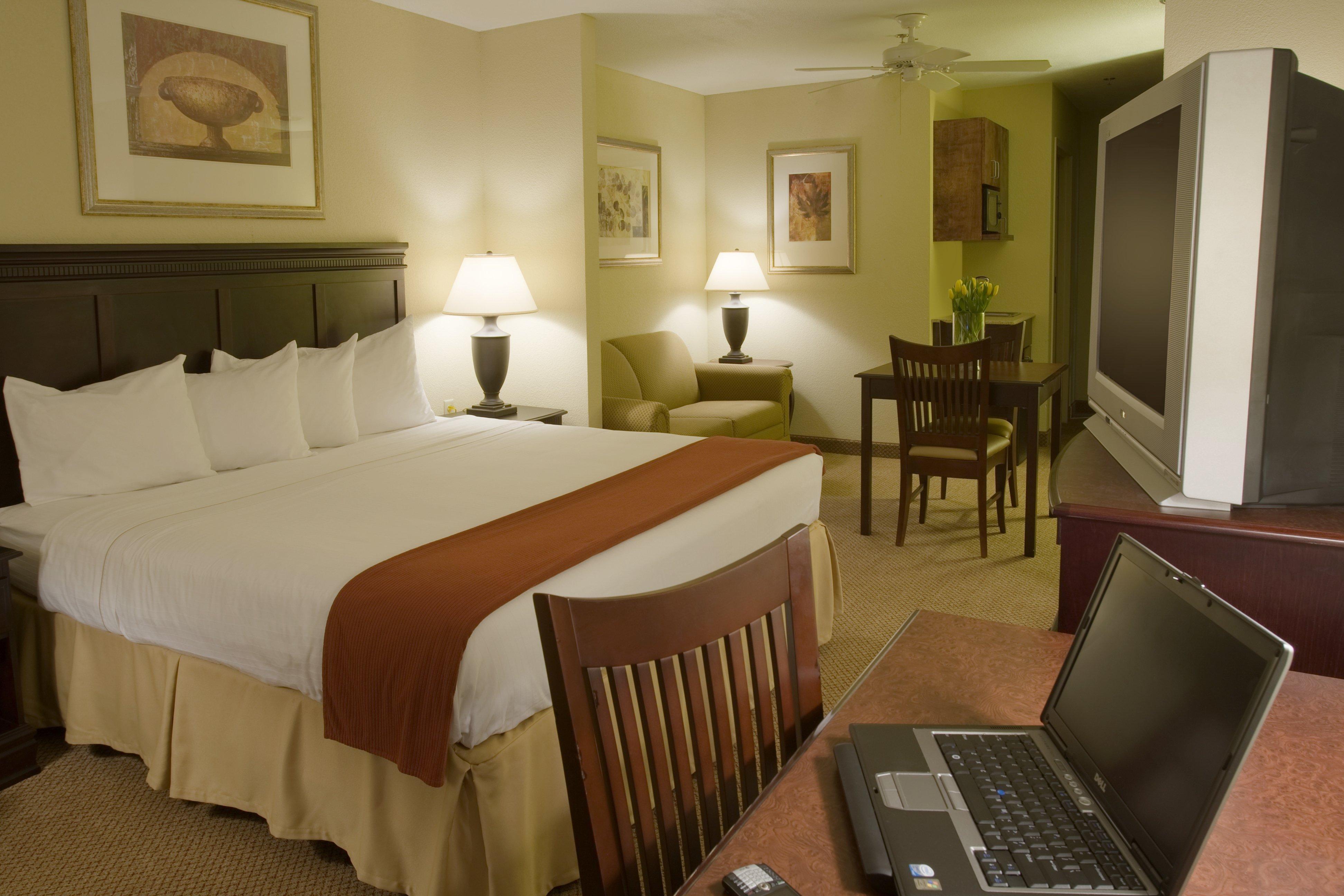 Holiday Inn Express Hotel & Suites Lucedale By Ihg Room photo