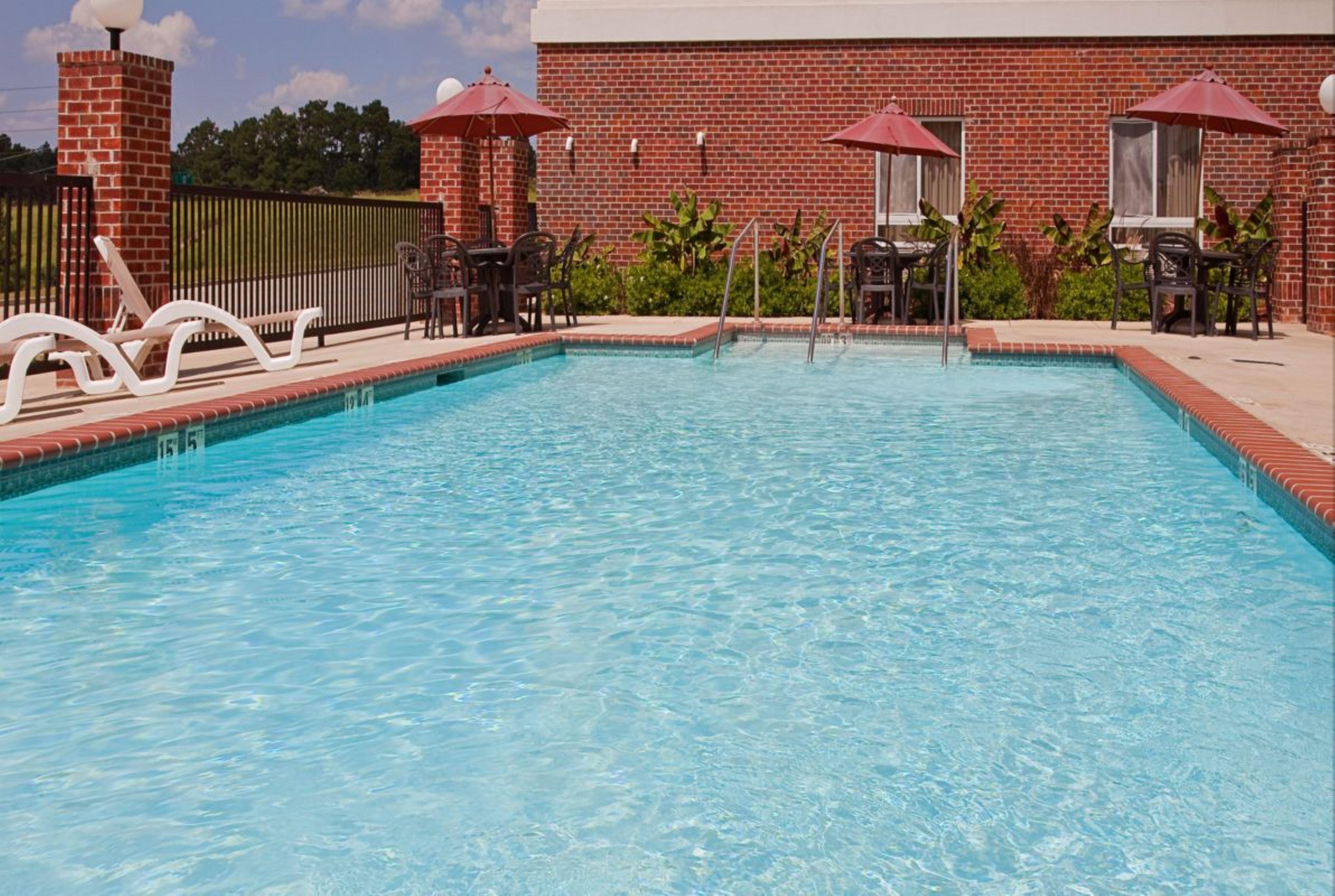 Holiday Inn Express Hotel & Suites Lucedale By Ihg Exterior photo