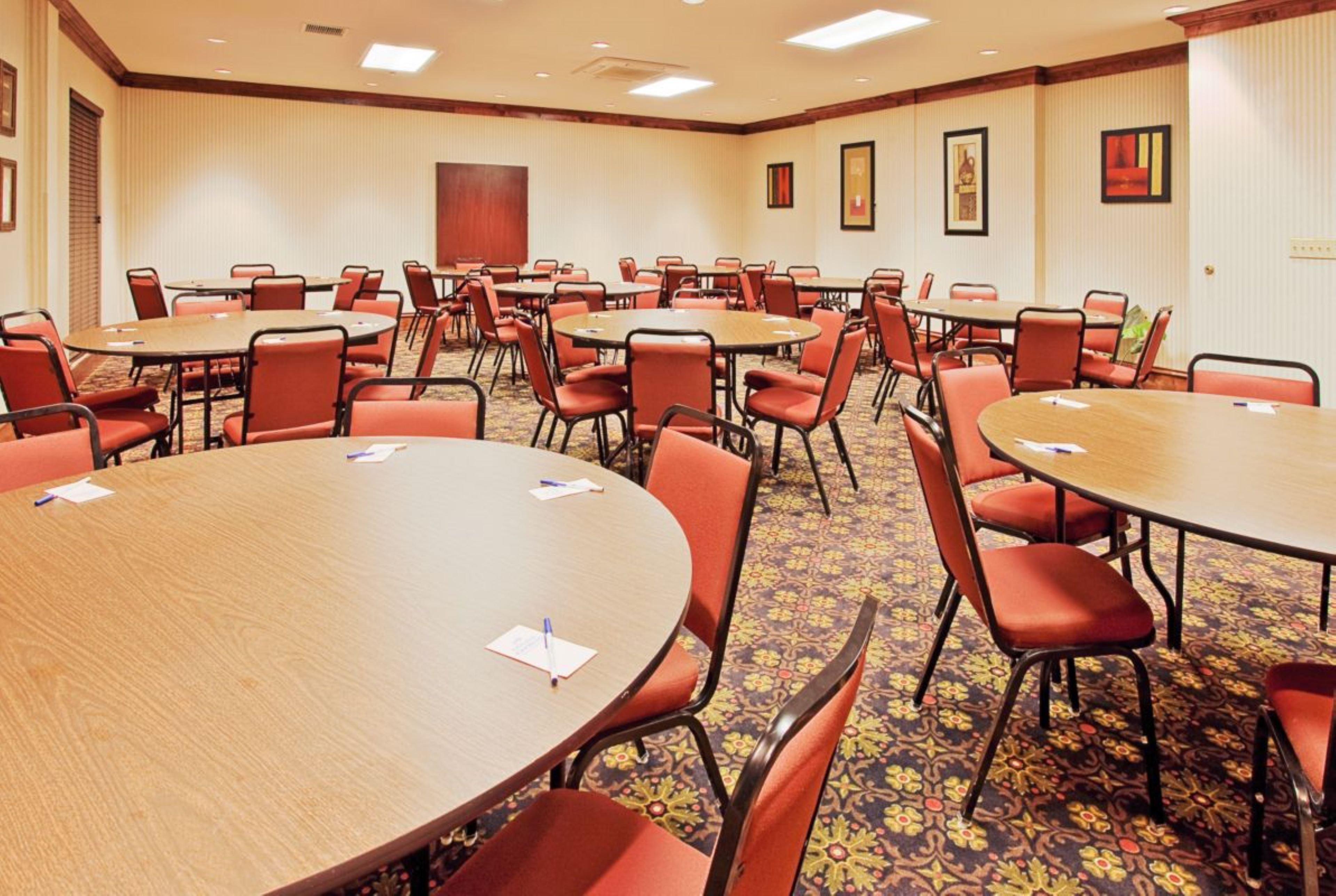 Holiday Inn Express Hotel & Suites Lucedale By Ihg Exterior photo